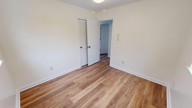 Building Photo - 601 Kelly Ct