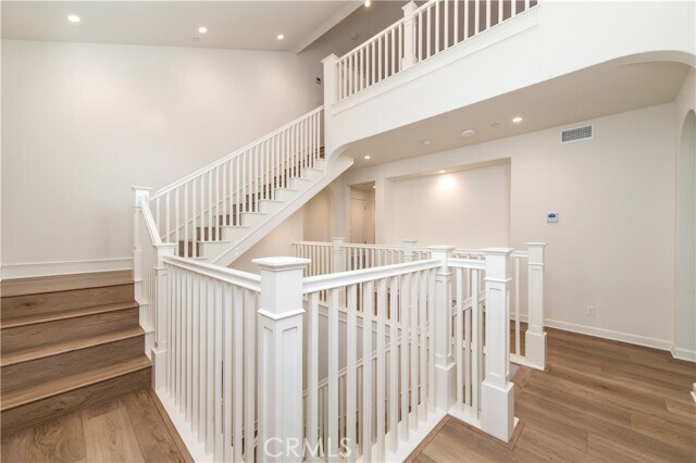 Building Photo - 112 Anthem