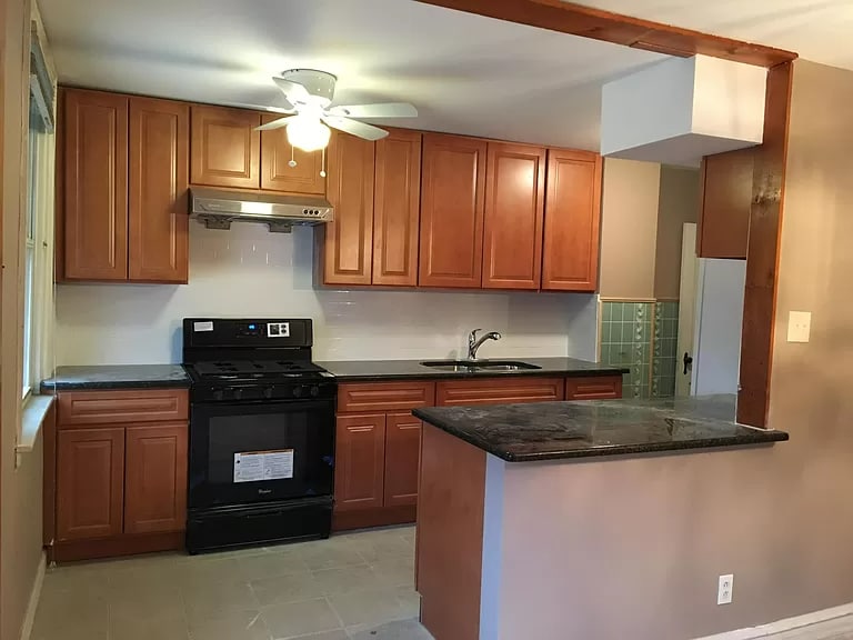 Building Photo - 6332 Tabor Ave