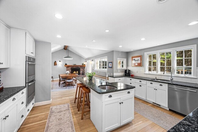 Building Photo - 71 Old Pickard Rd