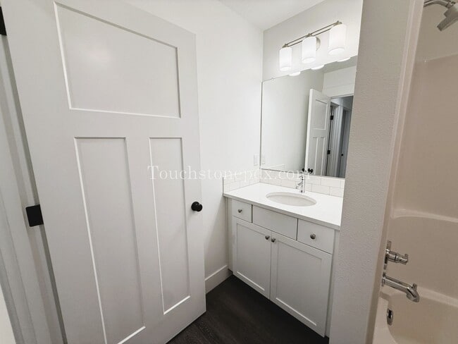 Building Photo - 16764 Chula Vista Ave