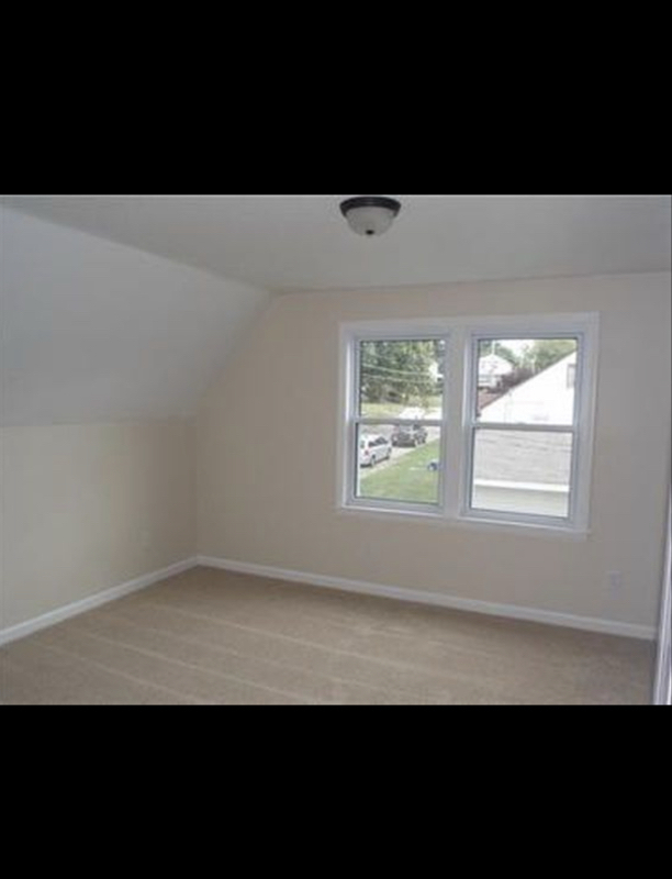Building Photo - 1220 Linden St