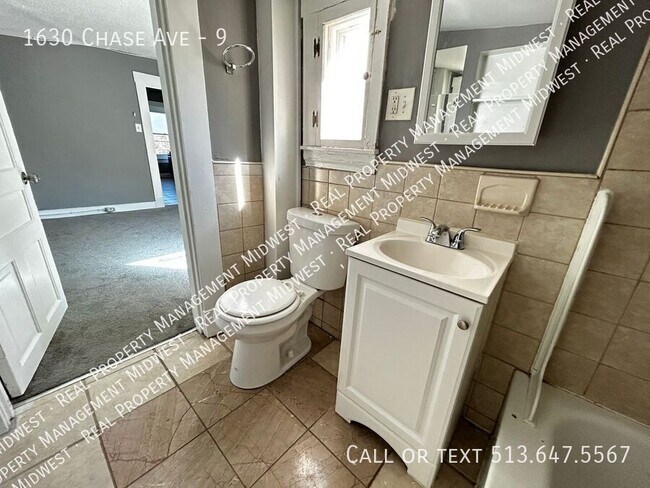 Building Photo - 1630 Chase Ave