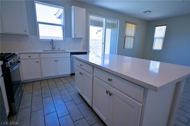 Building Photo - 10205 Starlit Cyn Ct