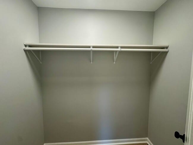 Building Photo - Four Bedroom House/Boonsboro Area