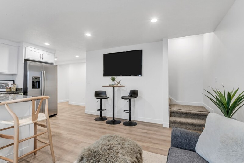 Building Photo - 1302 S 1100 E