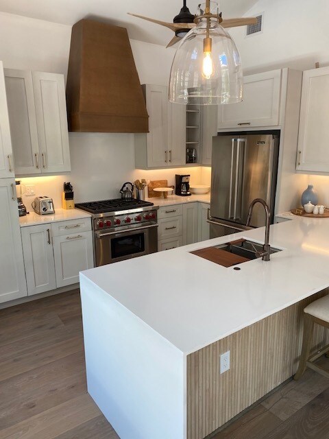 Kitchen - 1102 Pearl St
