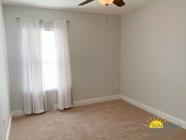 Building Photo - 2057 Wilsons Plover Cir