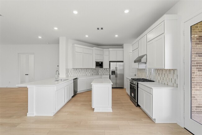 Building Photo - 4530 Sunny Hazel Ln