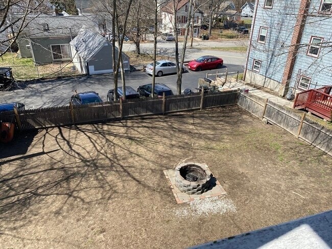 Building Photo - 48 Pleasant St