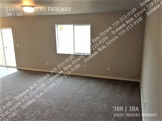 Building Photo - 10695 Traders Pkwy