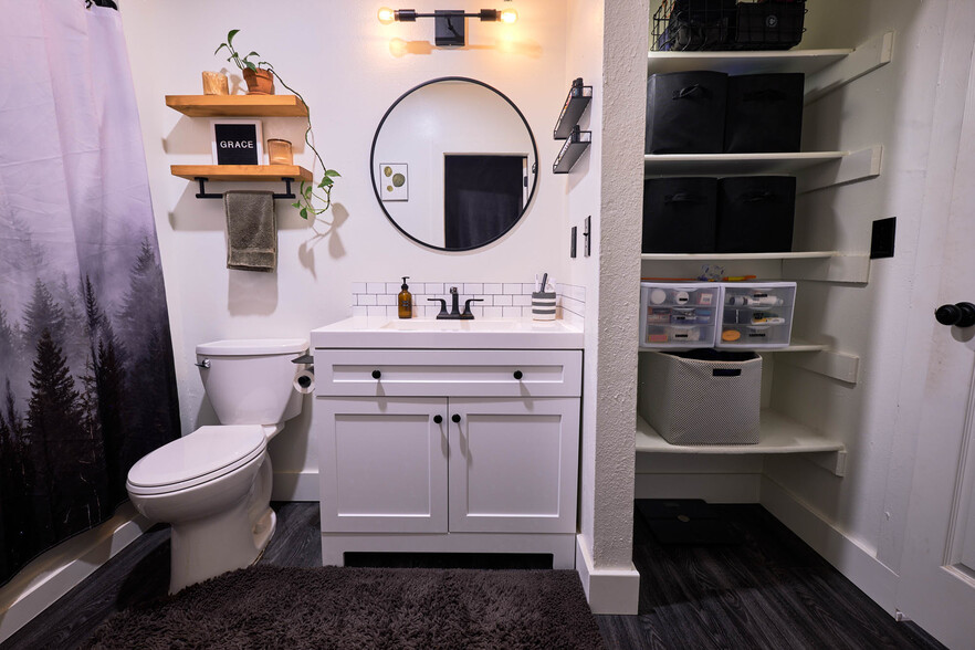 Remodeled bathroom! - 818 E Las Animas St