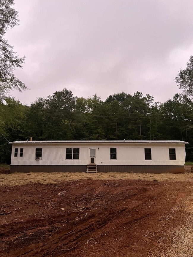 Building Photo - 3042 Brown Bridge Rd