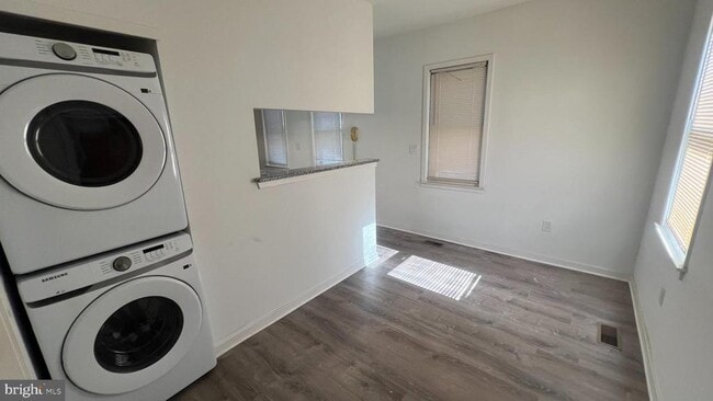 Building Photo - 58 Chews Landing Rd