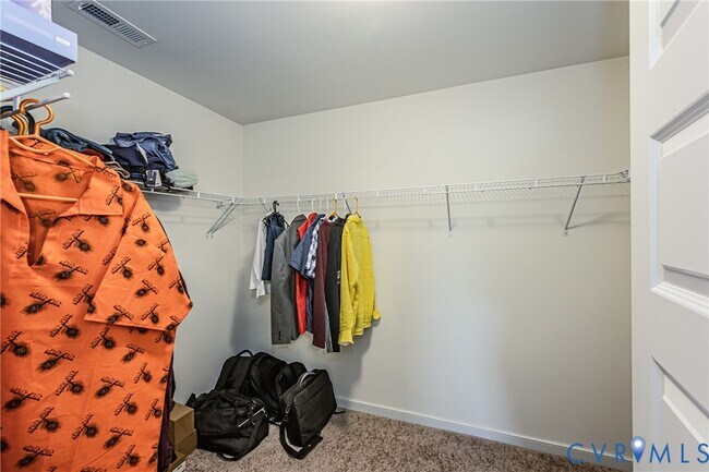 Building Photo - 8105 Lyman Ct