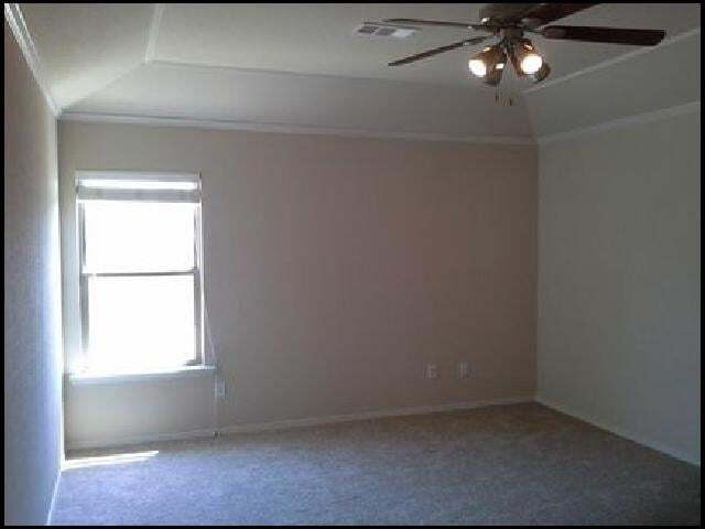 Building Photo - 14505 Parkway Cir