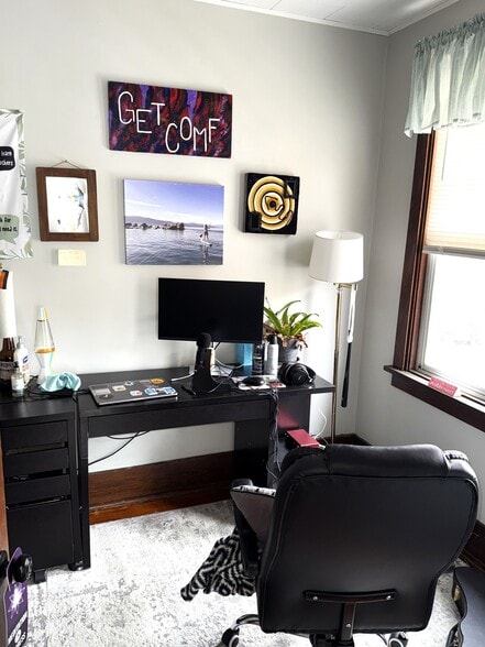 Building Photo - 5127 Liberty Ave