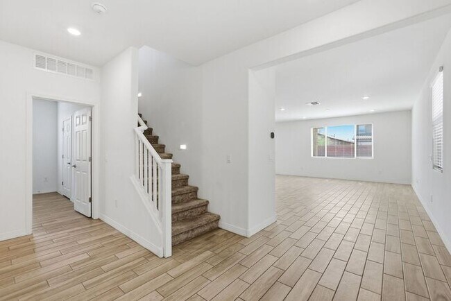 Building Photo - 13184 E Apex Mine Wy