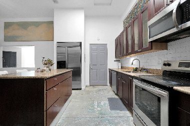 Building Photo - 1092 Calcot Pl