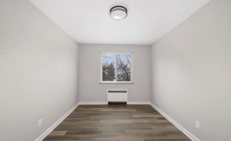 Building Photo - 3910 E Gatewood Ln