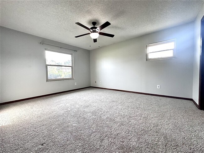 Building Photo - 947 N Atmore Cir