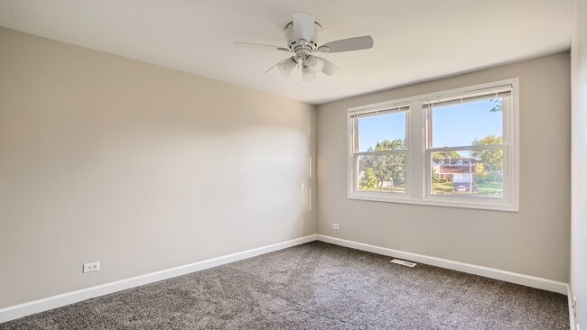 Building Photo - 1129 Alden Ln