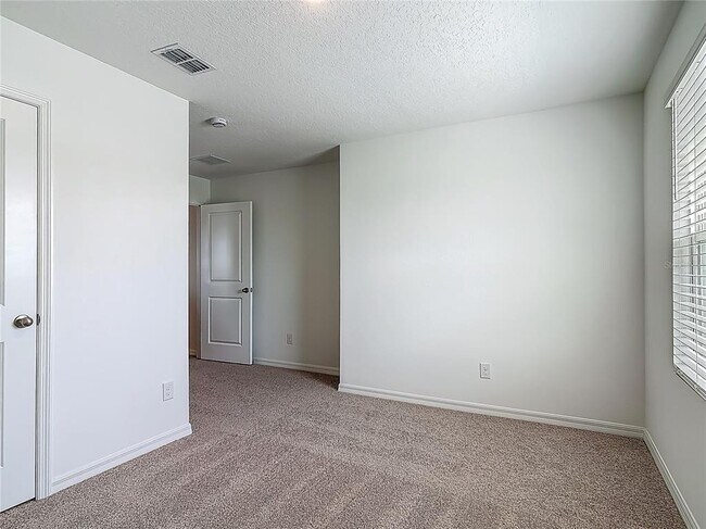 Building Photo - 1619 Hl Pk Dr