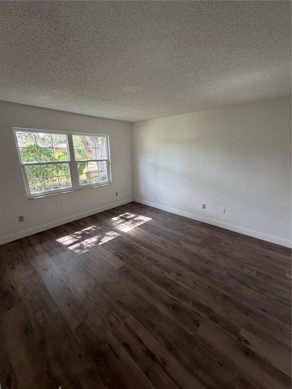 Building Photo - 45 Hickory Track Way