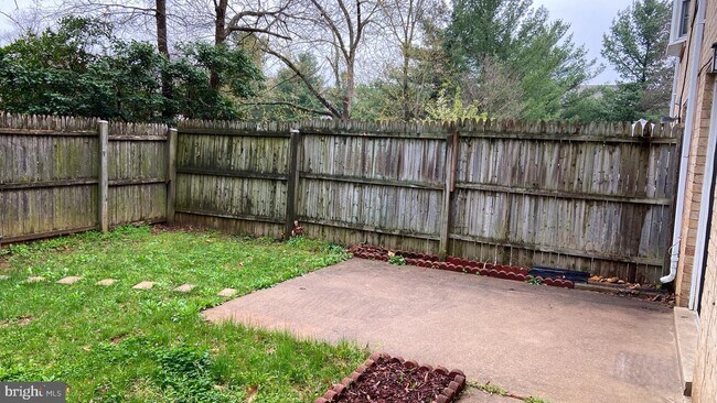 Building Photo - 4637 Linmar Ct