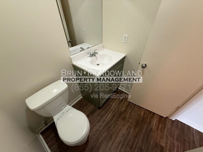 Building Photo - 2023 Belle Terra Rd