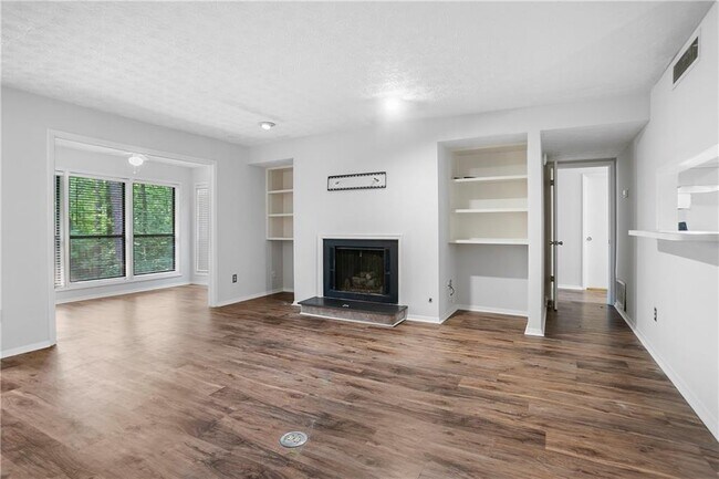 Building Photo - 1006 Dunbar Dr