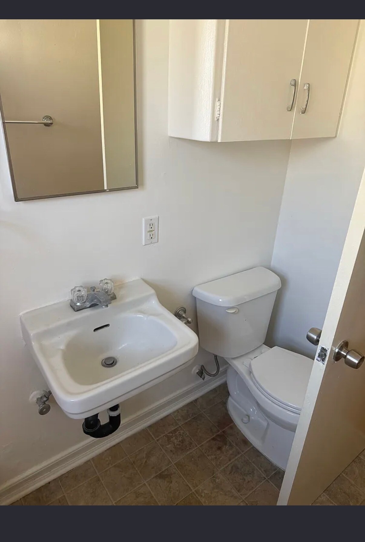 Building Photo - 2514 N Glenoaks Blvd