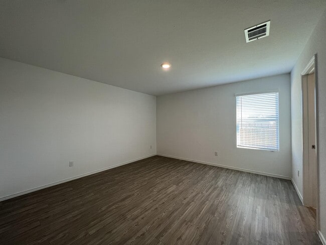 Building Photo - 7314 Silos Rdg