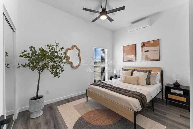 Building Photo - 5254 Adams Ave