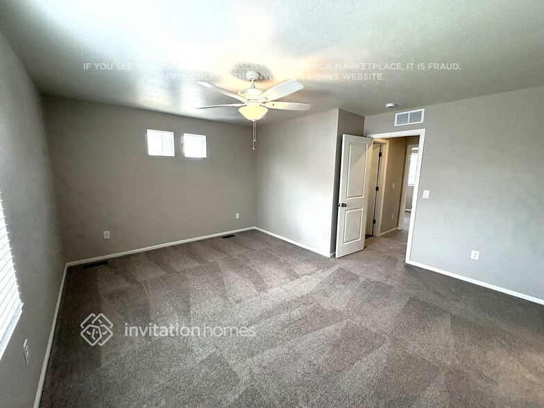 Building Photo - 3349 Streamwood Dr
