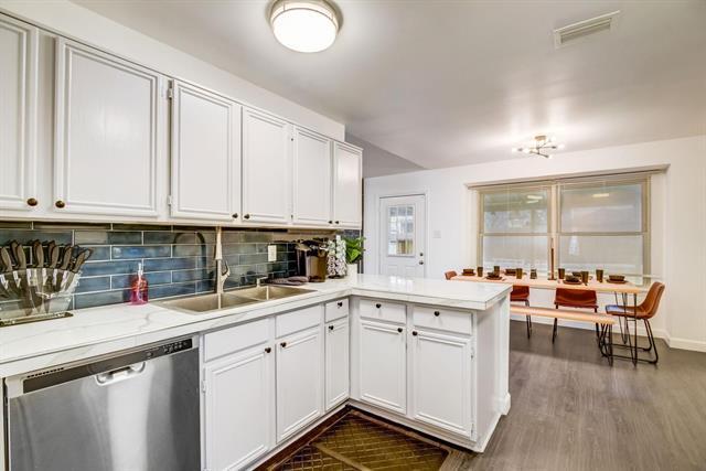 Building Photo - 4233 Glen Ridge Dr