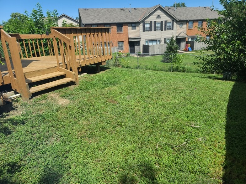Building Photo - 1774 Rock Creek Dr