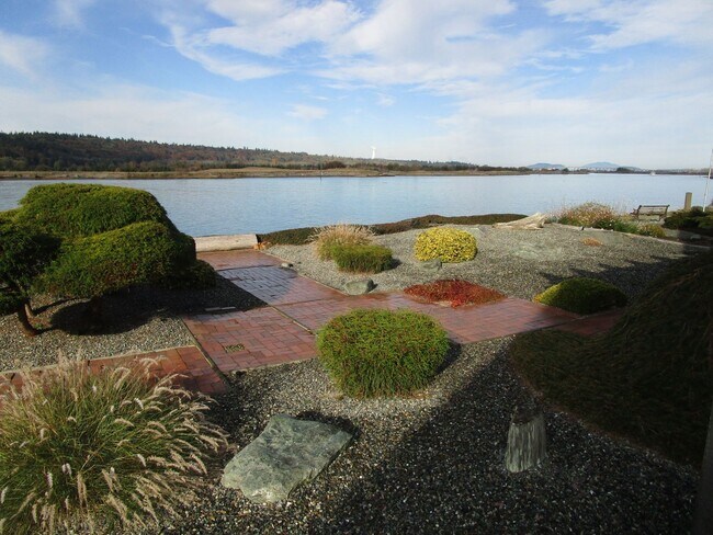 Building Photo - 14884 Channel Drive, La Conner, WA 98257