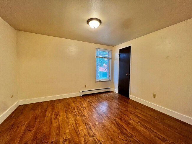 Building Photo - Mathews634 (KC-JF-NB)