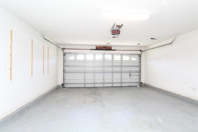 Building Photo - 9562 Parker Pl Dr