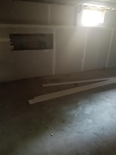 Building Photo - 15 Winthrop St