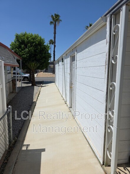 Building Photo - 30715 Arenga Palm Dr