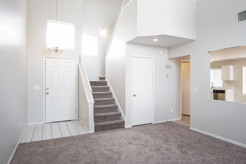 Building Photo - 7212 Single Pine Dr