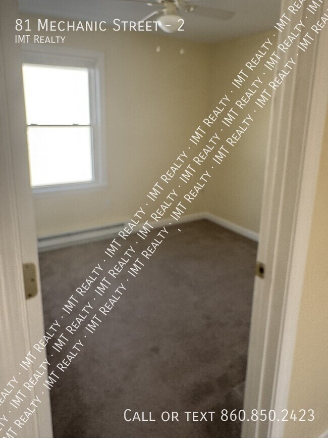 Building Photo - 81 Mechanic St