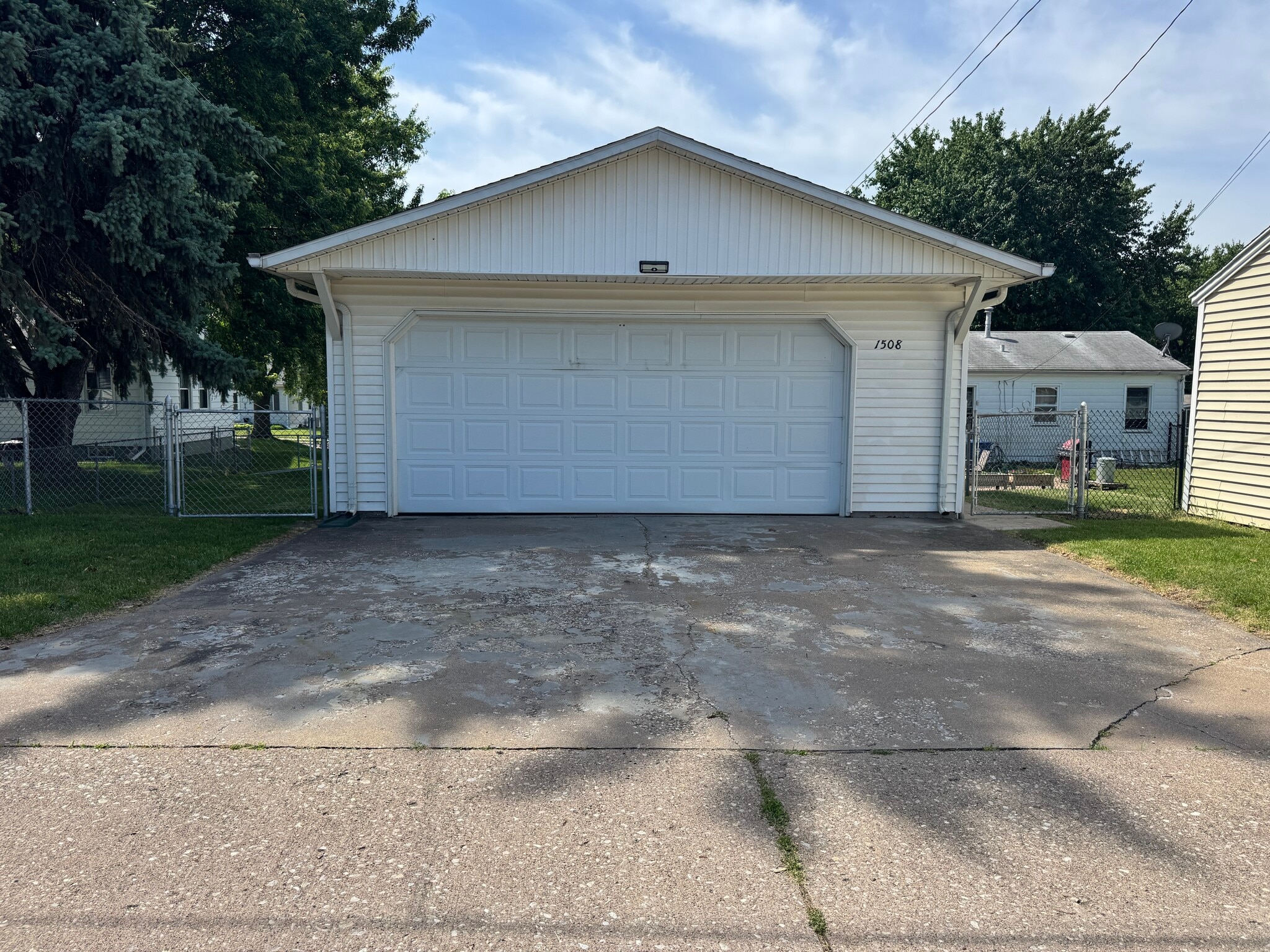 Building Photo - 1508 W 36th St