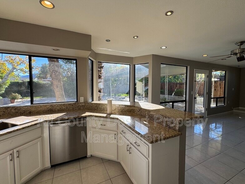 Building Photo - 70181 Sun Valley Dr