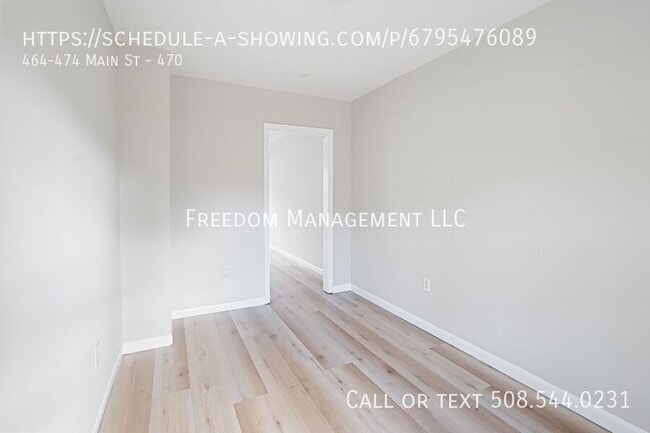 Building Photo - 464-474 Main St-470