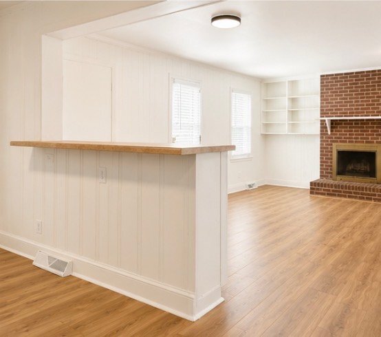 Building Photo - 947 Dudley Dr