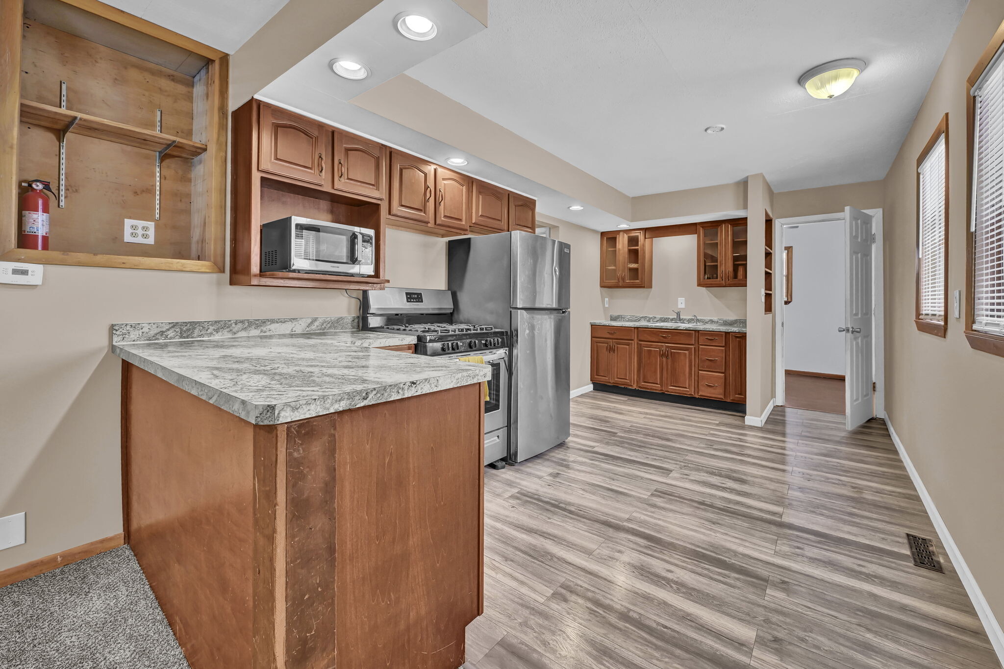 Building Photo - 12401 Fairview Ct