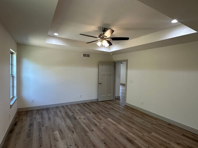 Building Photo - Now LEASING in Summit Pass! Available May 18, 2026!